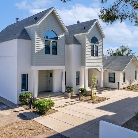 Peaceful Phoenix Getaway - Central Location, Family-Friendly & Pool Table! Екстер'єр фото