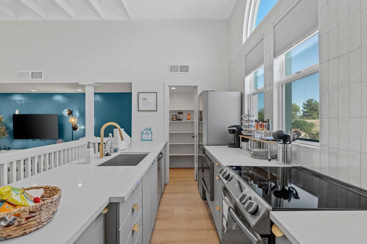 Peaceful Phoenix Getaway - Central Location, Family-Friendly & Pool Table! Екстер'єр фото